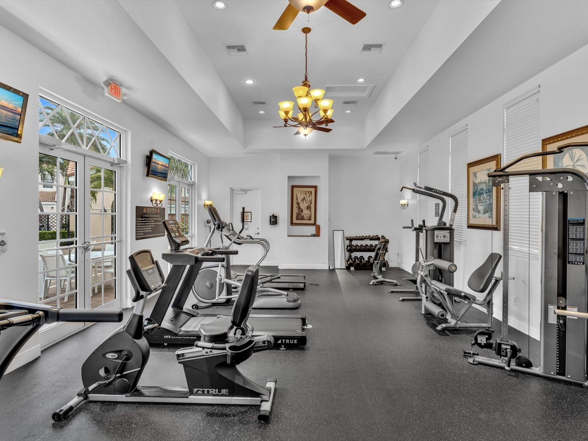 790 NW 83rd Lane, Boca Raton, FL 33487 Photo