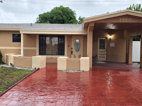 3440 NW 35TH Street, Lauderdale Lakes, FL 33309