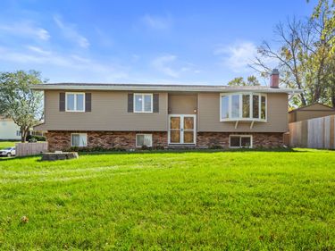 15418 PHEASANT Drive, COUNCIL BLUFFS, IA 51503