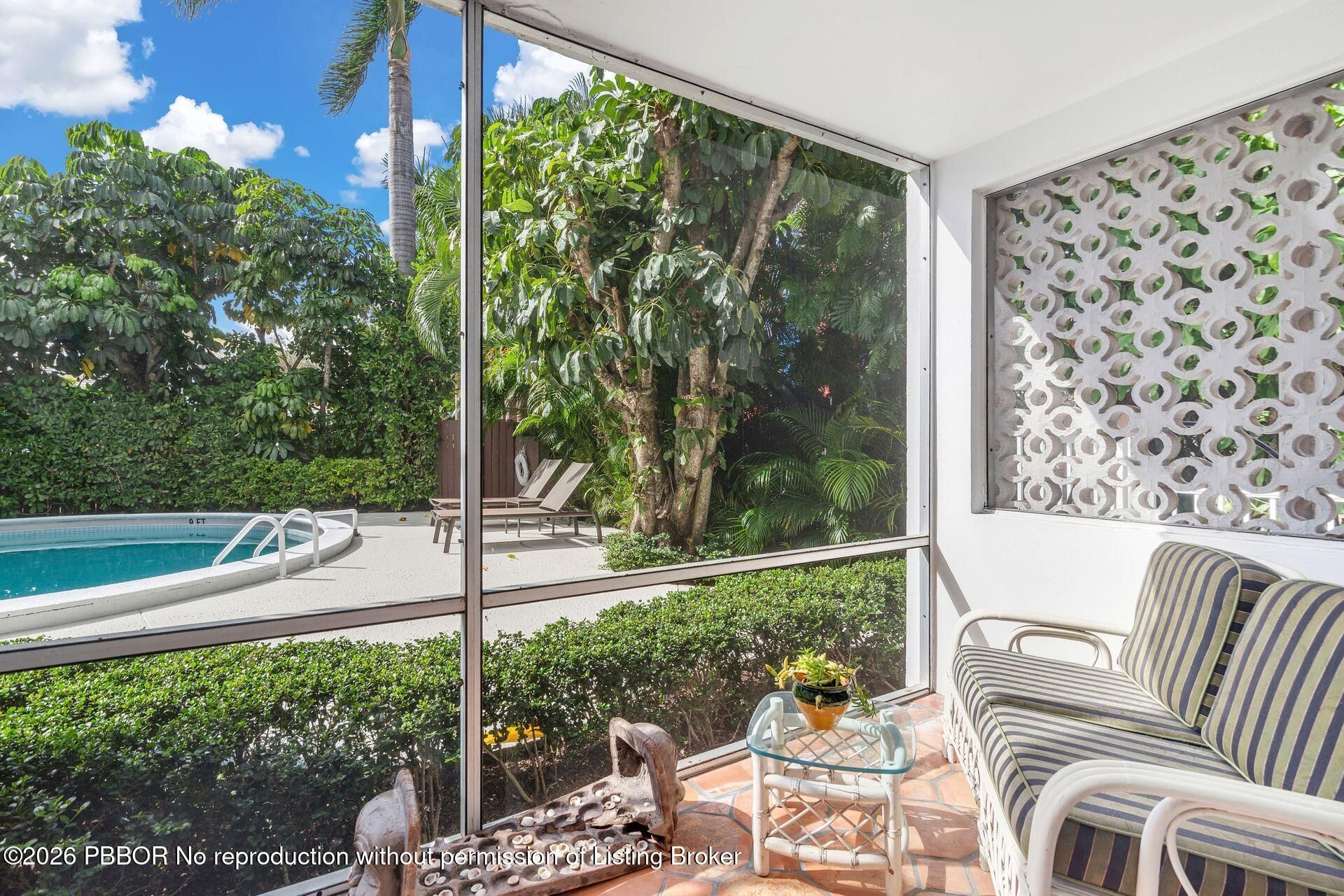 401 Peruvian Avenue, Unit 105, Palm Beach, FL 33480 Photo
