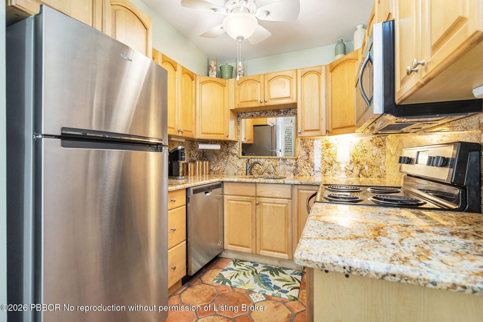 401 Peruvian Avenue, Unit 105, Palm Beach, FL 33480 Photo