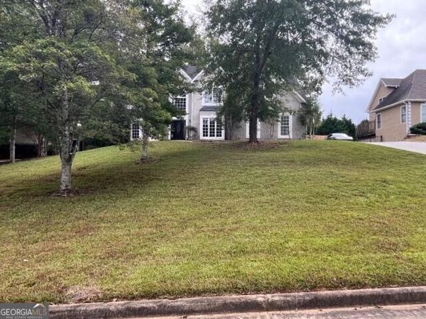 5025 Cascade Overlook Drive, South Fulton, GA 30331