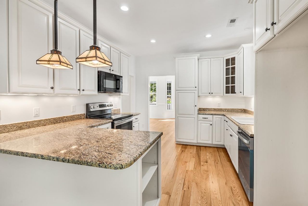 352 Otter Run Rd. Photo 4