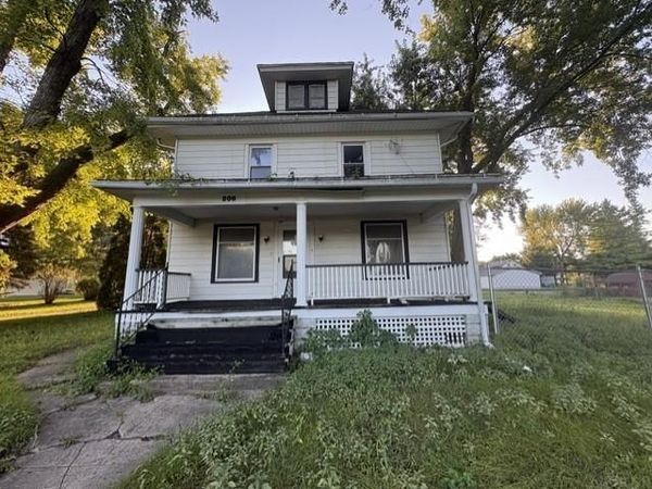 206 2nd, Raymond, IA 50667