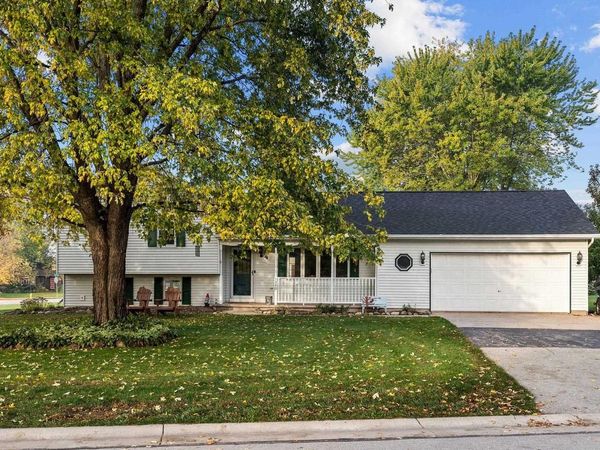 1340 HAROLD DRIVE, Menasha, WI 54952