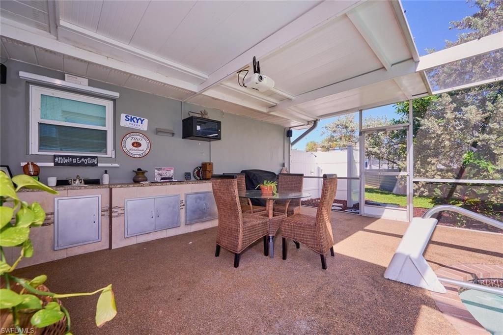 208 S Lake Dr , Lehigh Acres, FL 33936 Photo