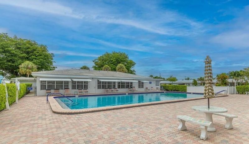 8201 NW 59th Court, Tamarac, FL 33321 Photo