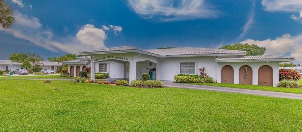 8201 NW 59th Court, Tamarac, FL 33321 Photo