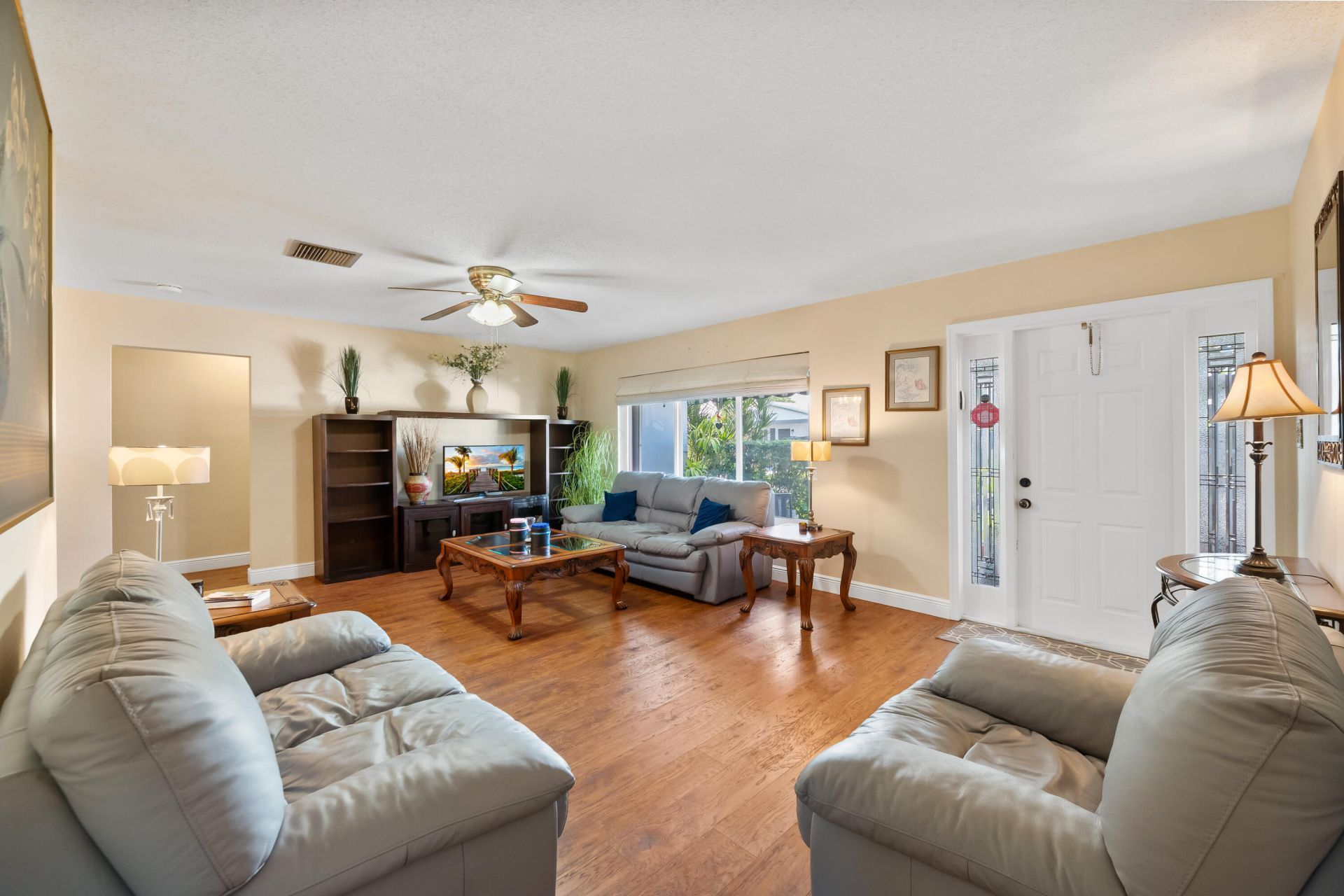 8201 NW 59th Court, Tamarac, FL 33321 Photo