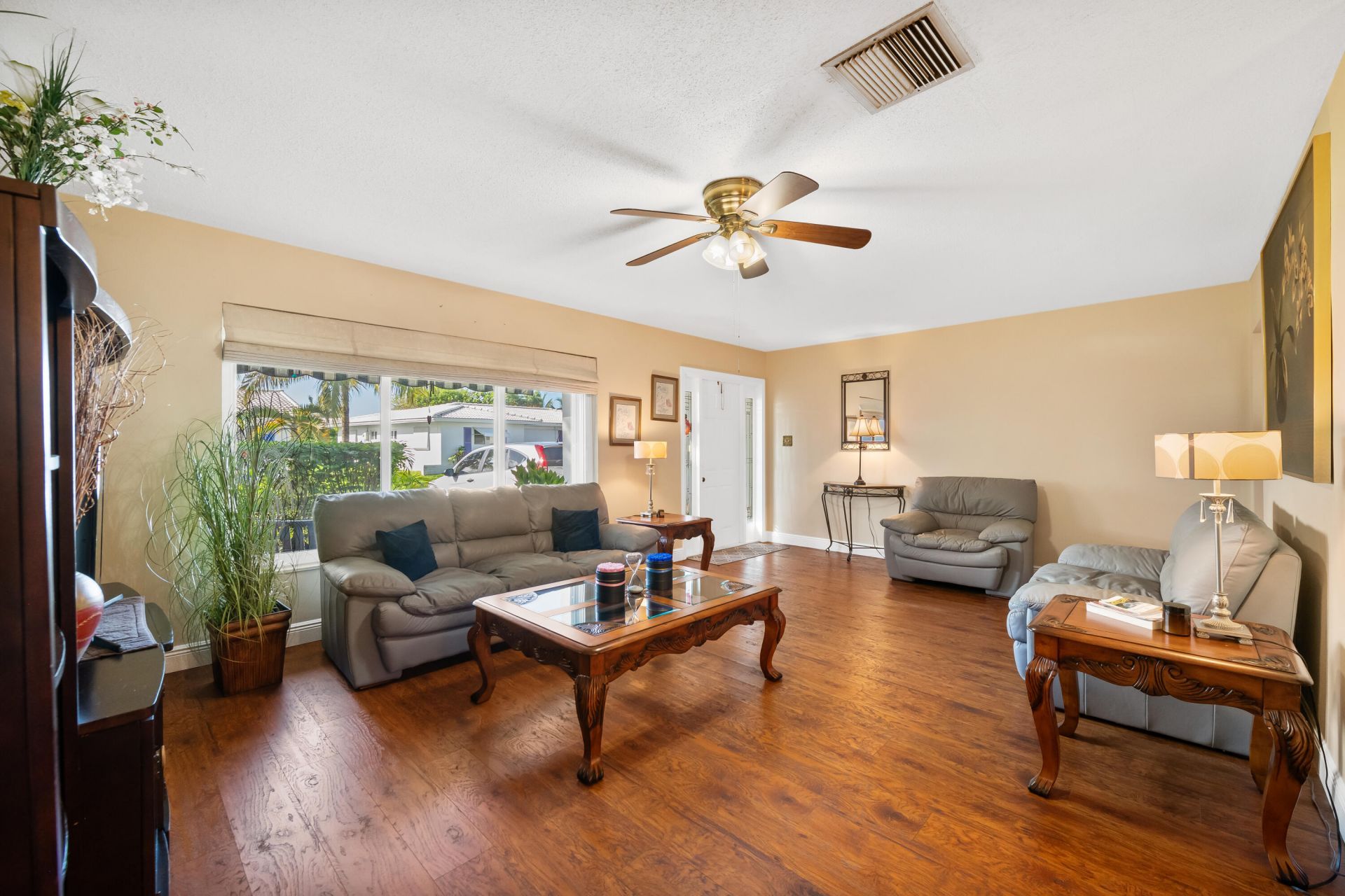 8201 NW 59th Court, Tamarac, FL 33321 Photo