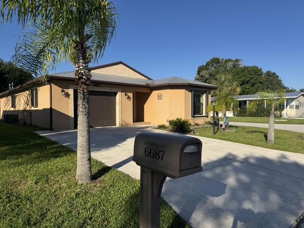 6687 LILA Court, Fort Pierce, FL 34951
