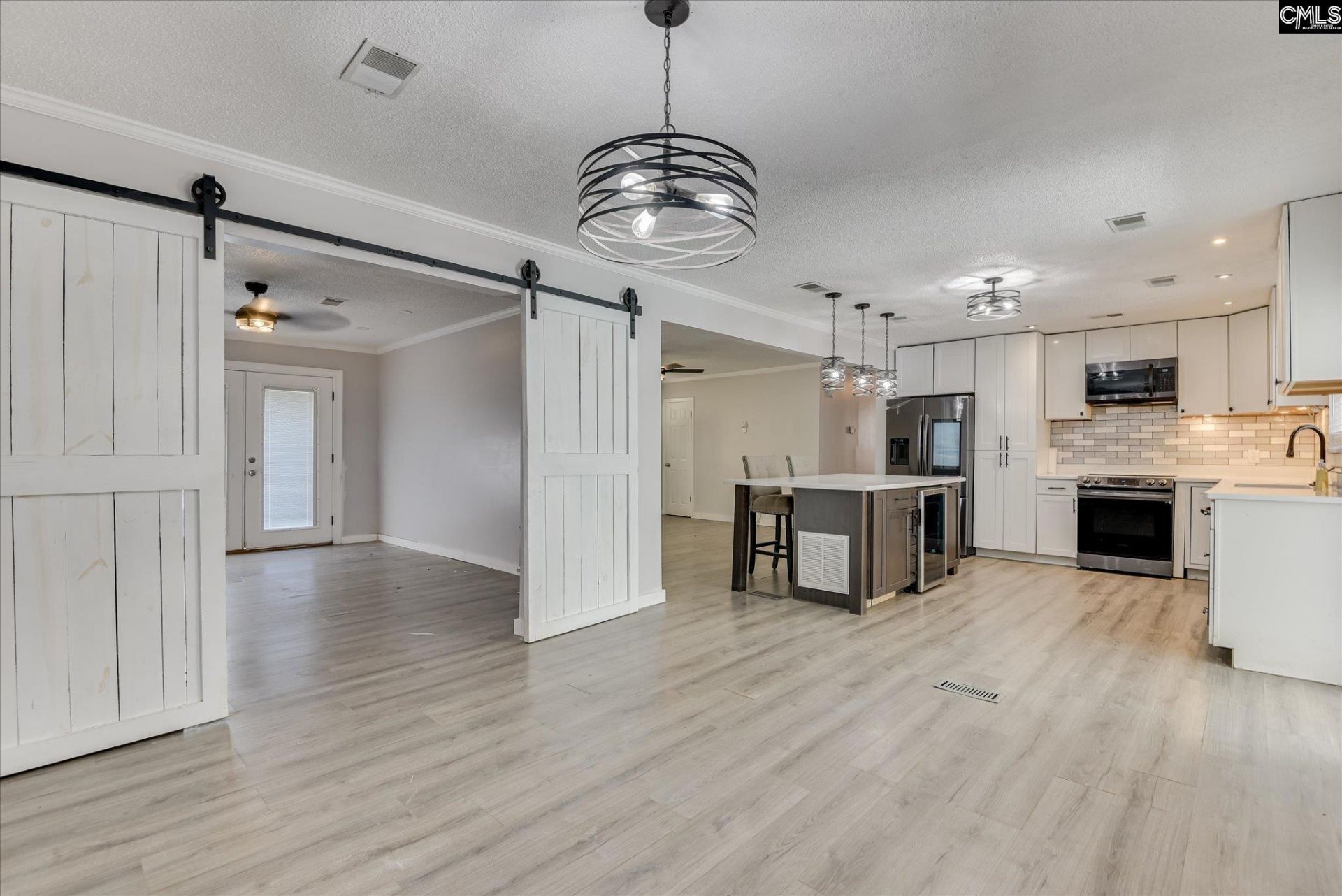2032 Pinewood Street  Photo 13