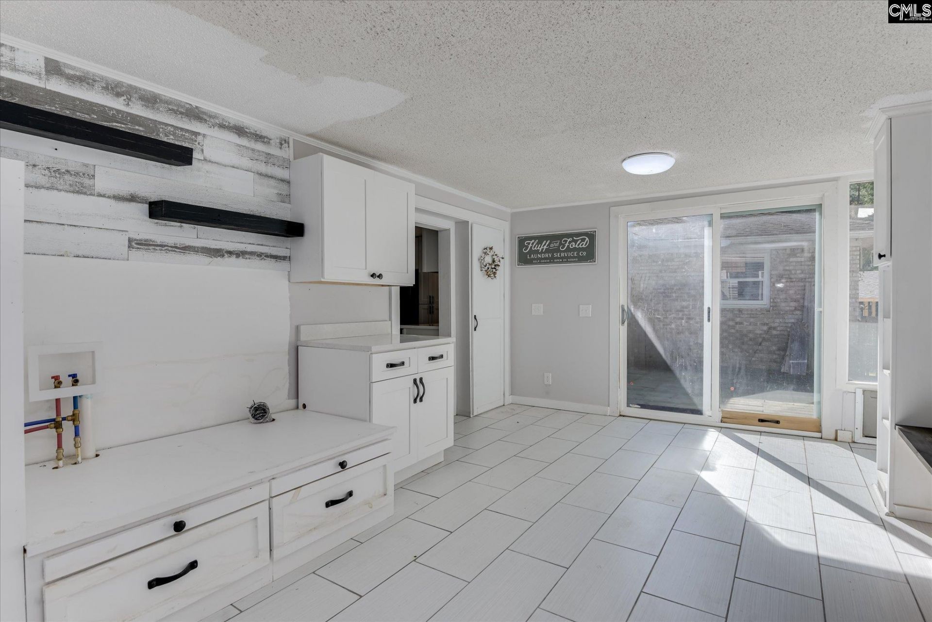 2032 Pinewood Street  Photo 17