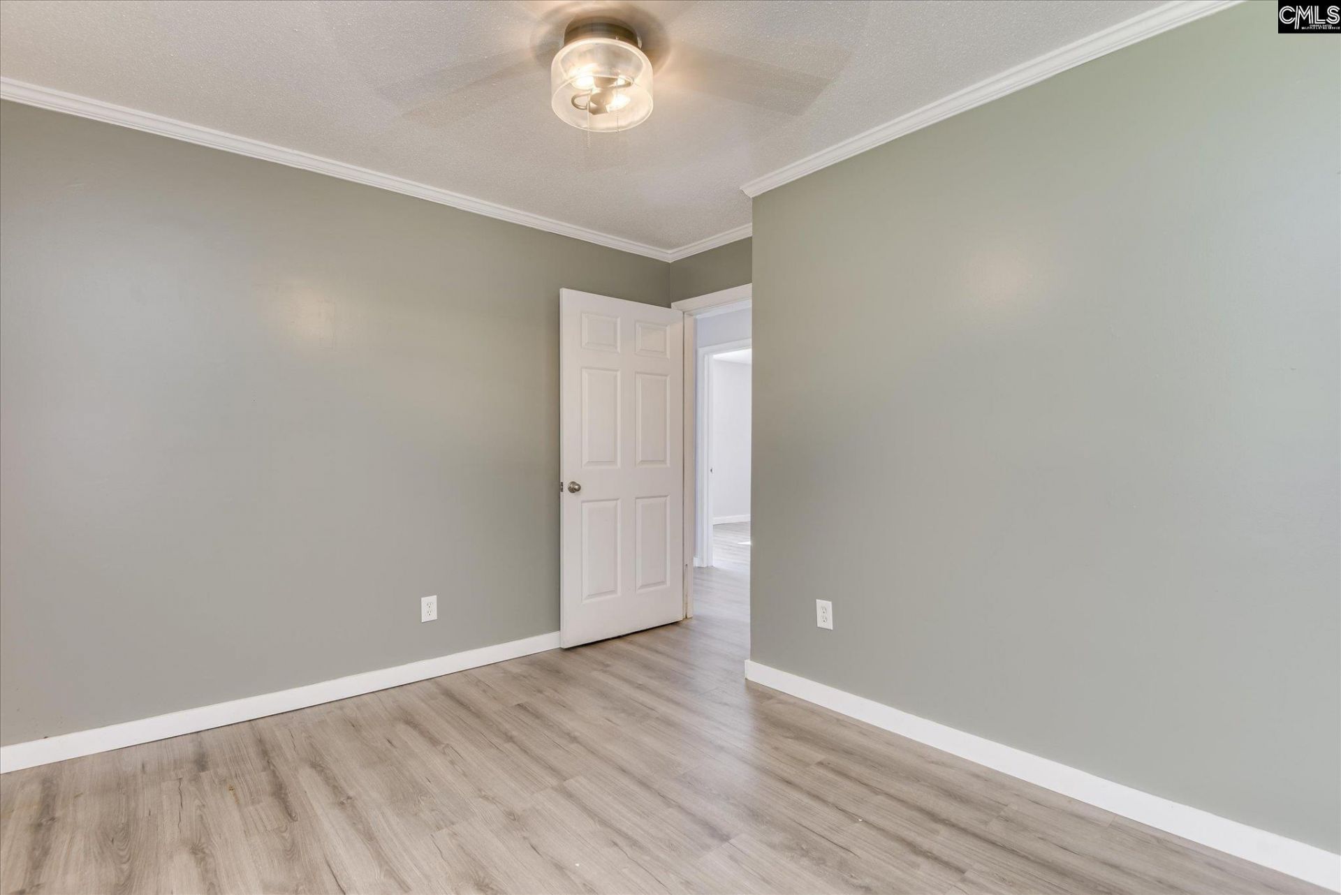 2032 Pinewood Street  Photo 29