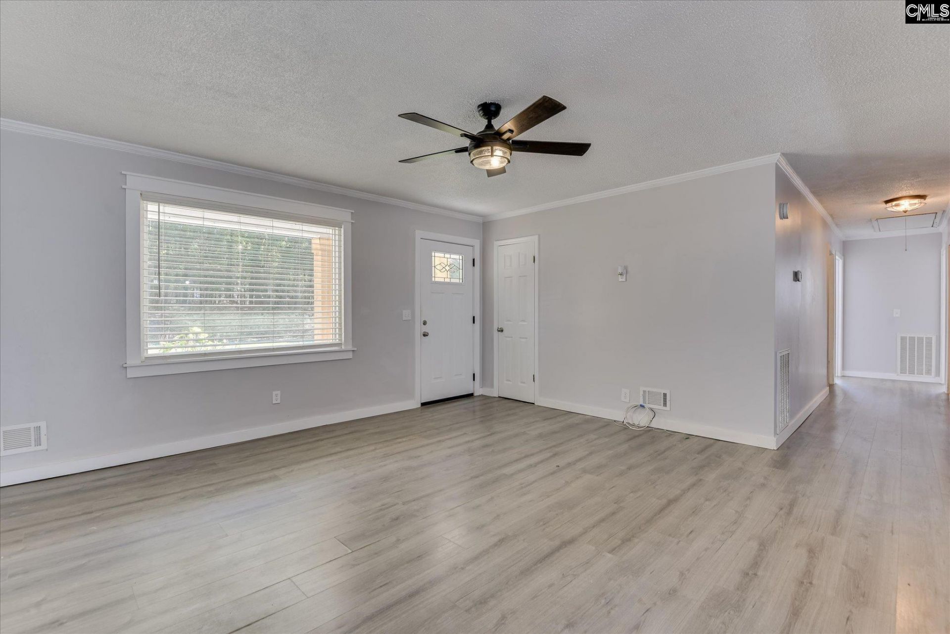2032 Pinewood Street  Photo 4