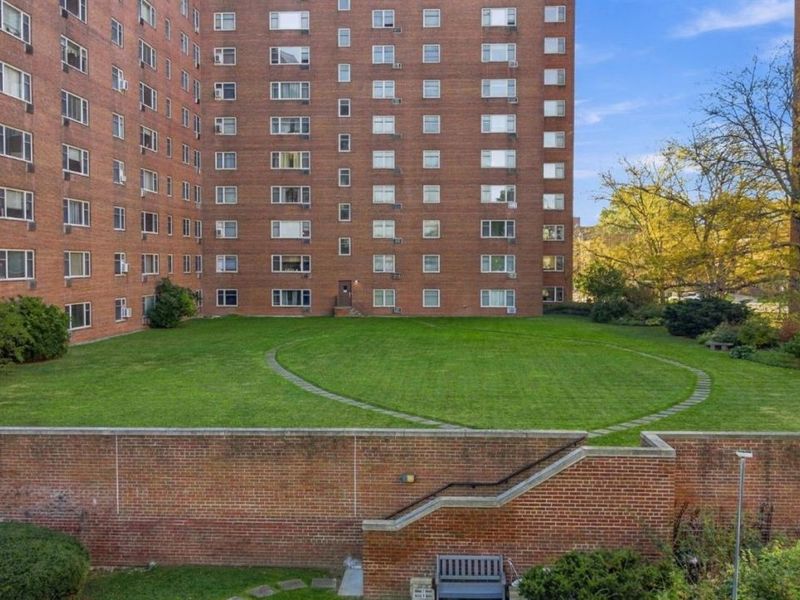 11820 Edgewater Dr, Unit 513, Lakewood, OH 44107 Photo 6