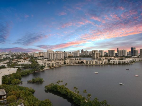 17301 Biscayne Blvd , Unit 2002, North Miami Beach, FL 33160