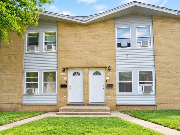 1313 Broadway Avenue , North Chicago, IL 60064