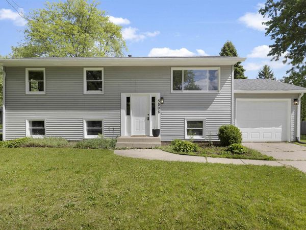 5008 Valentine Place, ROCKFORD, IL 61108