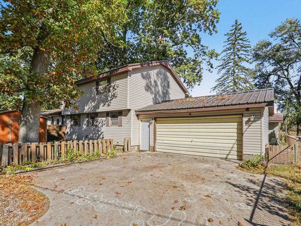 67025 Oxbow Drive, Constantine, MI 49042