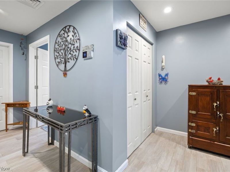 1046 W Hutton Road, Wooster, OH 44691 Photo 10