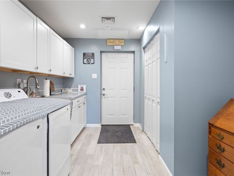 1046 W Hutton Road, Wooster, OH 44691 Photo 16