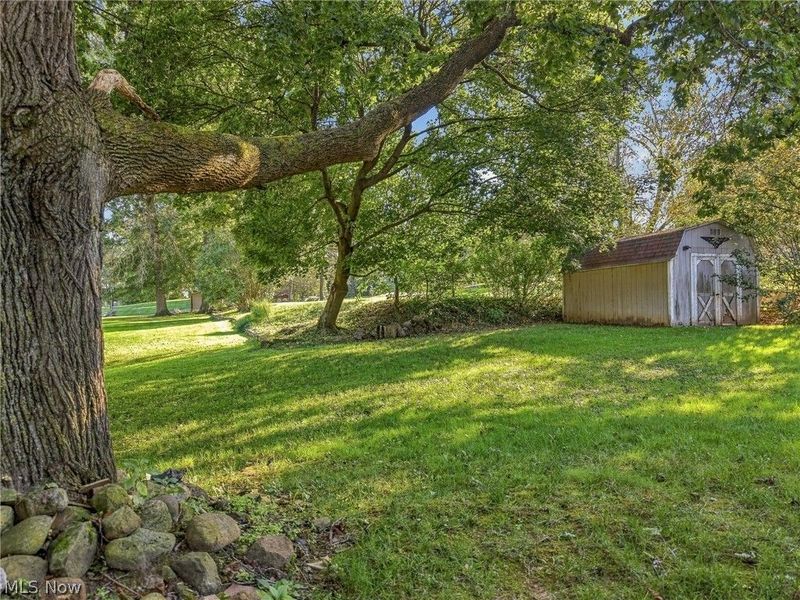 1718 W Market Street, Orrville, OH 44667 Photo 28