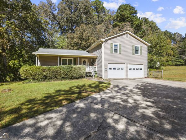 450 Hudson Circle, Douglasville, GA 30134