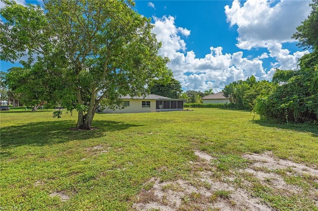 811 Cassena Rd , Naples, FL 34108 Photo