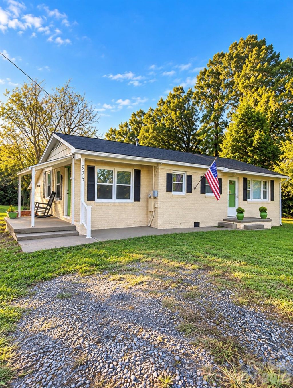 925 Oak Grove Road , Kings Mountain, NC 28086 Main Photo