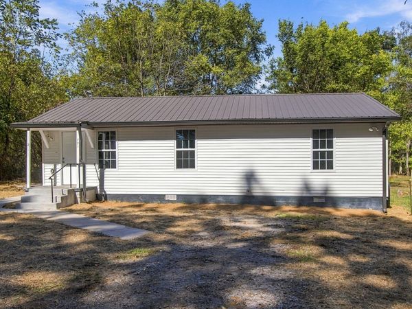 721 Taylor Rd , Manchester, TN 37355