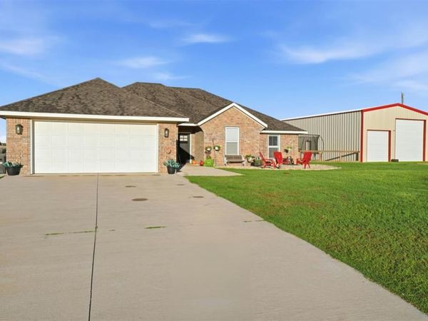40 Freedom Circle, Altus, OK 73521