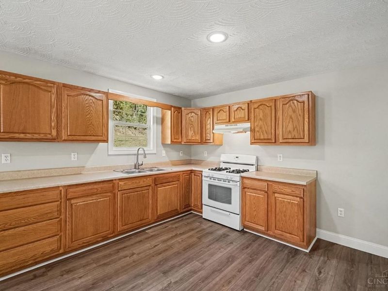 9 Columbia Street, Georgetown, OH 45121 Photo 5