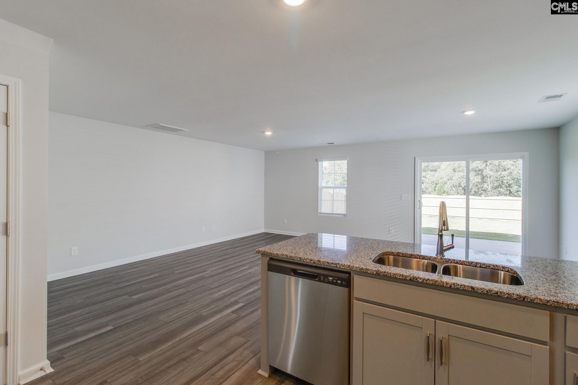 221 Laurinton Farms Drive  Photo 11