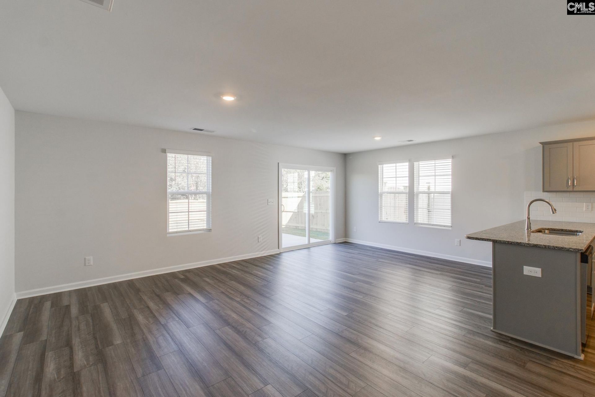 221 Laurinton Farms Drive  Photo 12