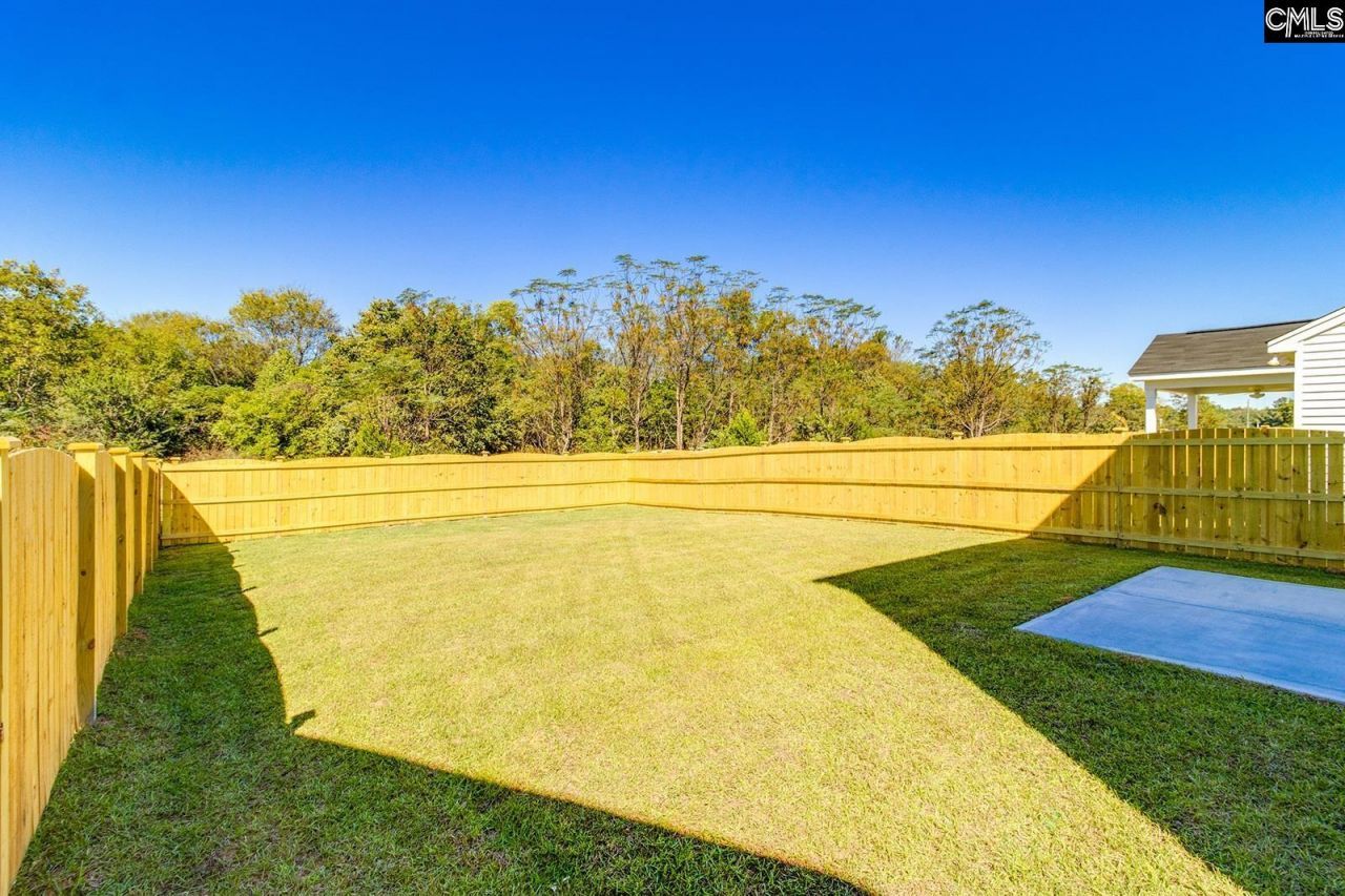 221 Laurinton Farms Drive  Photo 32
