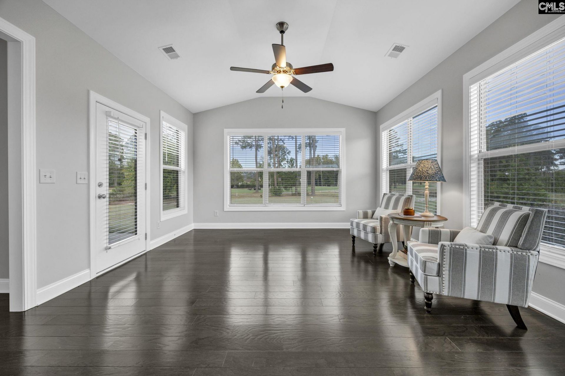 426 Club View Drive  Photo 14