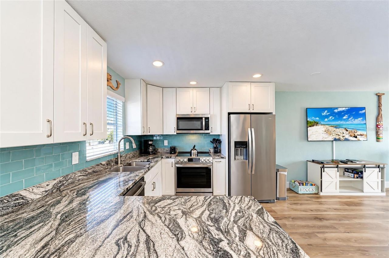 5830 Midnight Pass Road, Unit 38, Sarasota, FL 34242 Photo