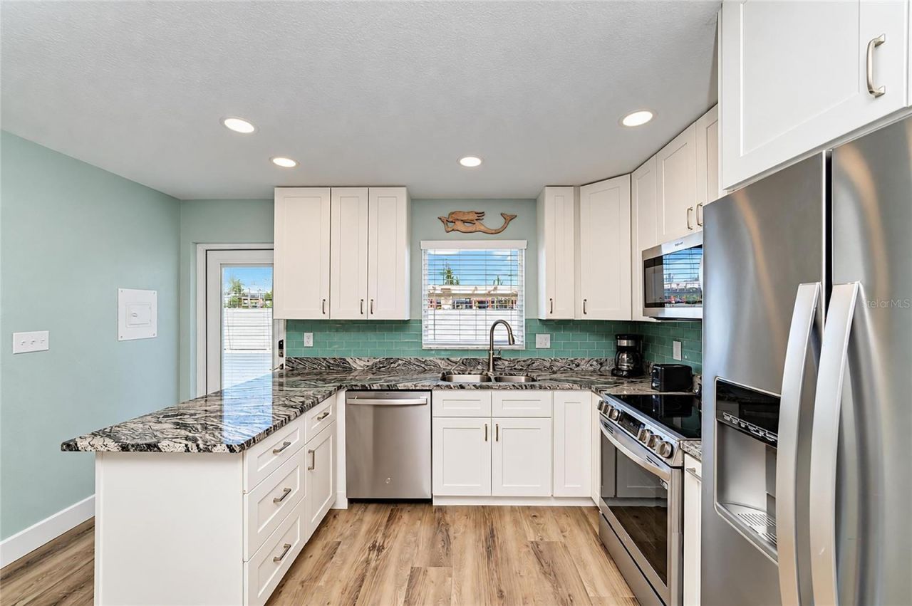 5830 Midnight Pass Road, Unit 38, Sarasota, FL 34242 Photo