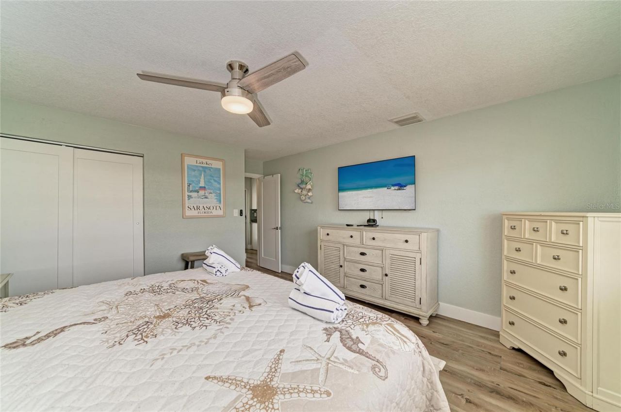 5830 Midnight Pass Road, Unit 38, Sarasota, FL 34242 Photo