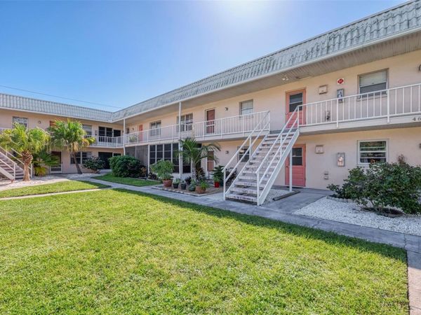 460 BASE AVENUE E, Unit 124, VENICE, FL 34285