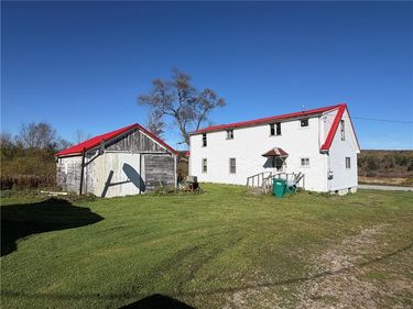 4044 E Hillside Road , Bliss, NY 14024