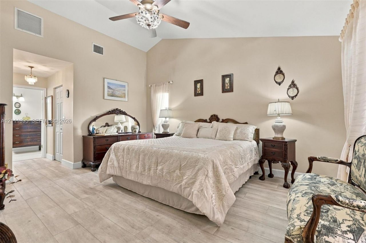 5792 Sun Pointe Cir , Boynton Beach, FL 33437 Photo