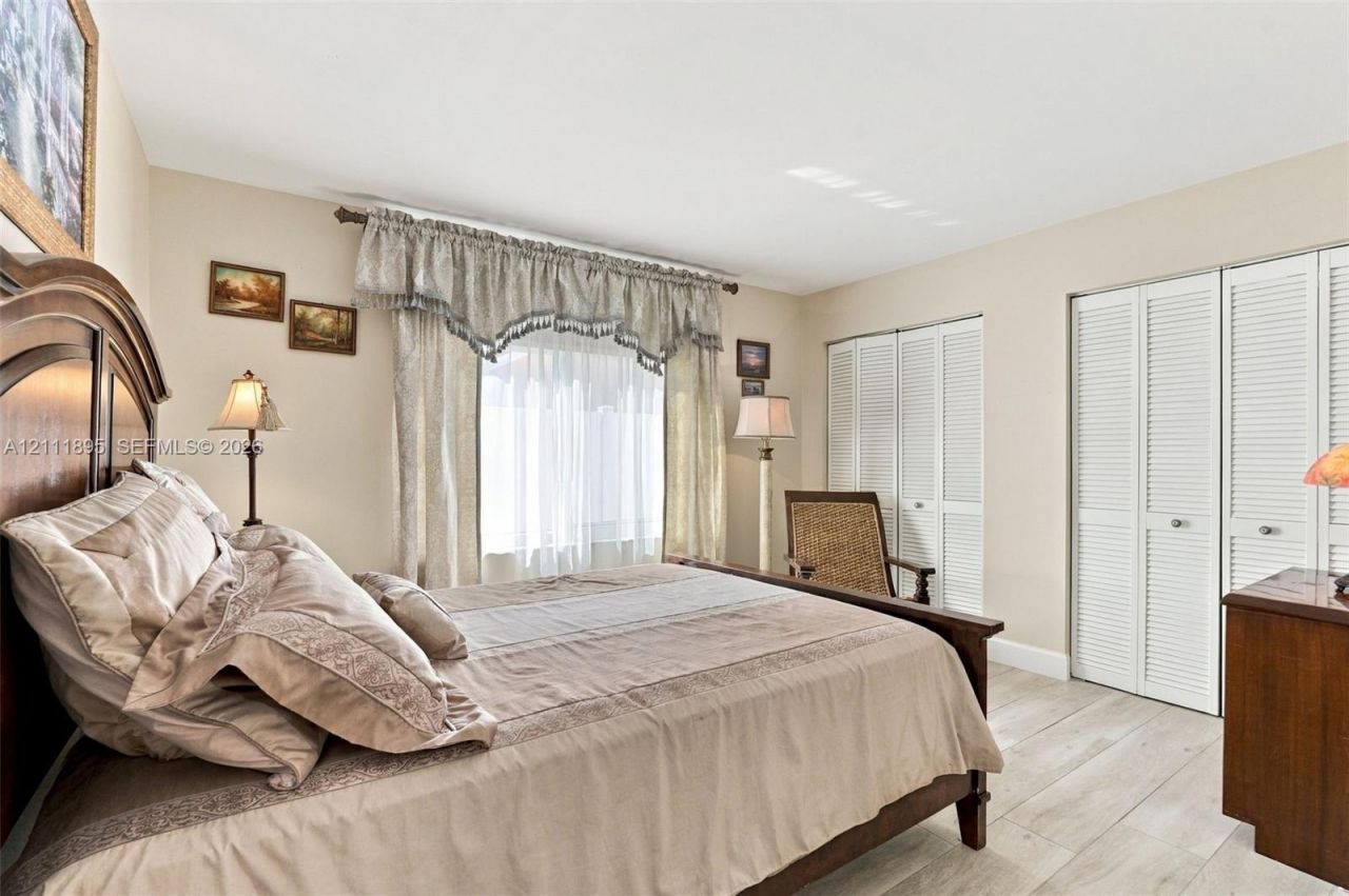 5792 Sun Pointe Cir , Boynton Beach, FL 33437 Photo