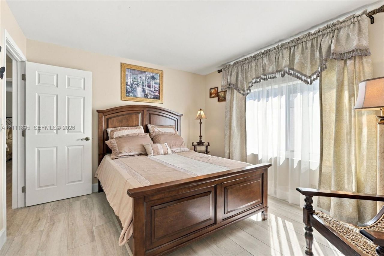 5792 Sun Pointe Cir , Boynton Beach, FL 33437 Photo