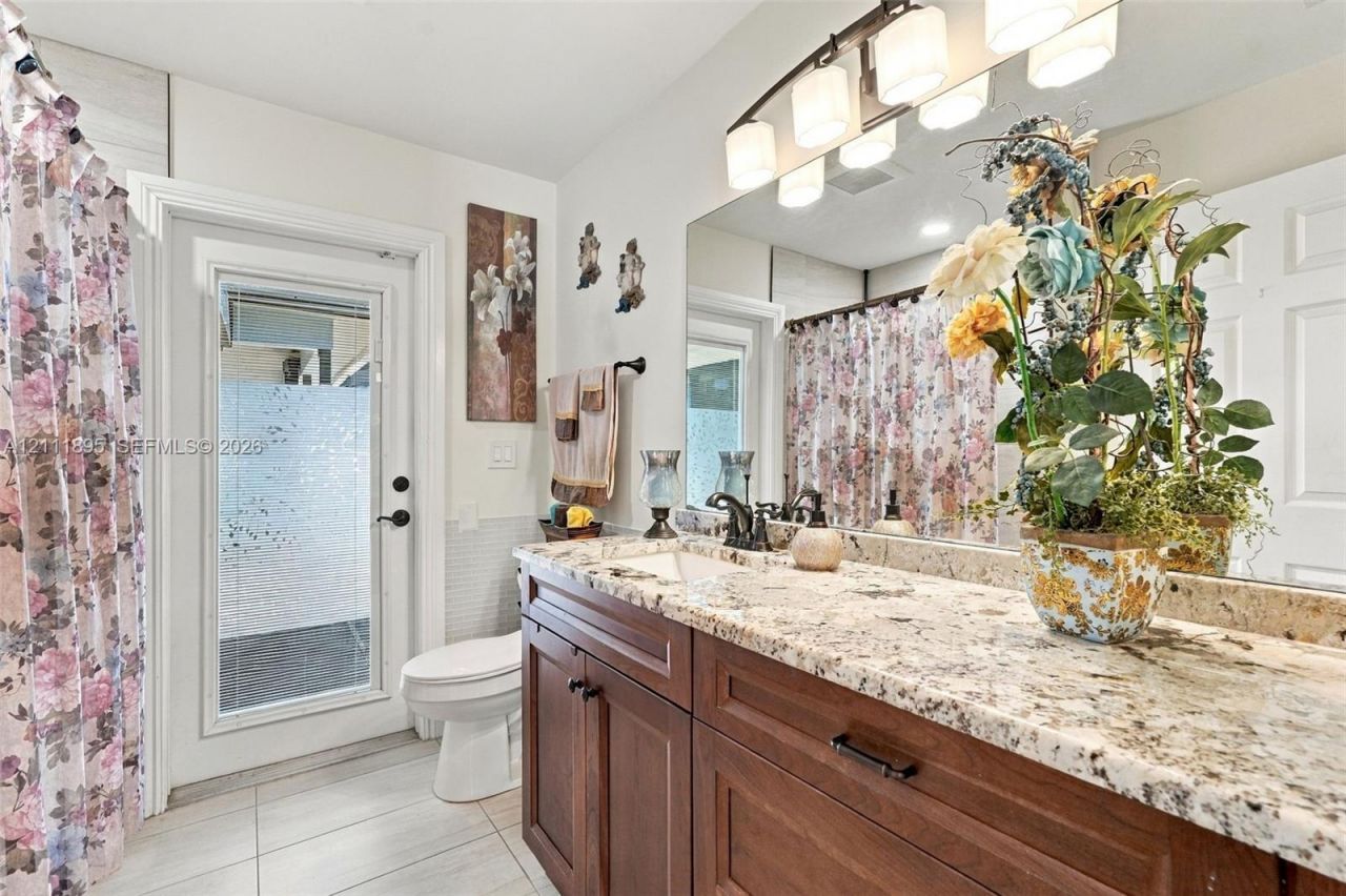 5792 Sun Pointe Cir , Boynton Beach, FL 33437 Photo