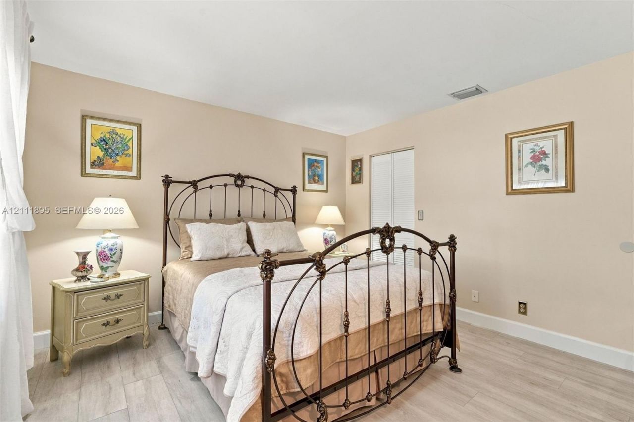 5792 Sun Pointe Cir , Boynton Beach, FL 33437 Photo