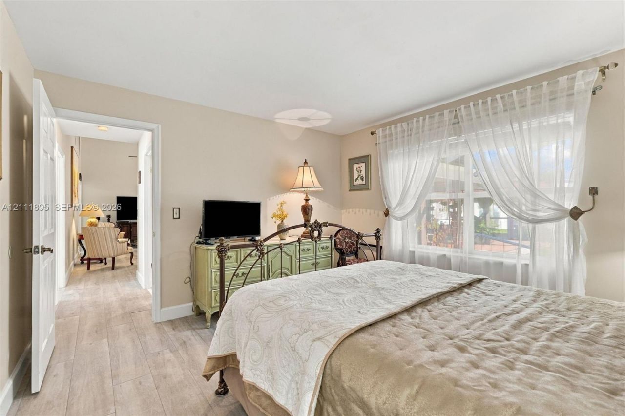 5792 Sun Pointe Cir , Boynton Beach, FL 33437 Photo