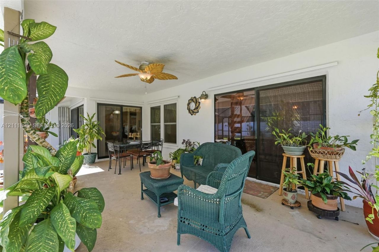 5792 Sun Pointe Cir , Boynton Beach, FL 33437 Photo