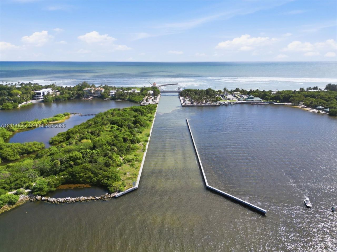5792 Sun Pointe Cir , Boynton Beach, FL 33437 Photo